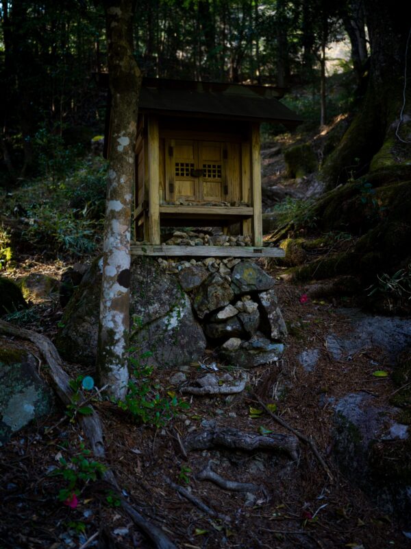Iwaya-Iwakage Megaliths