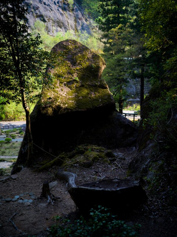 Iwaya-Iwakage Megaliths